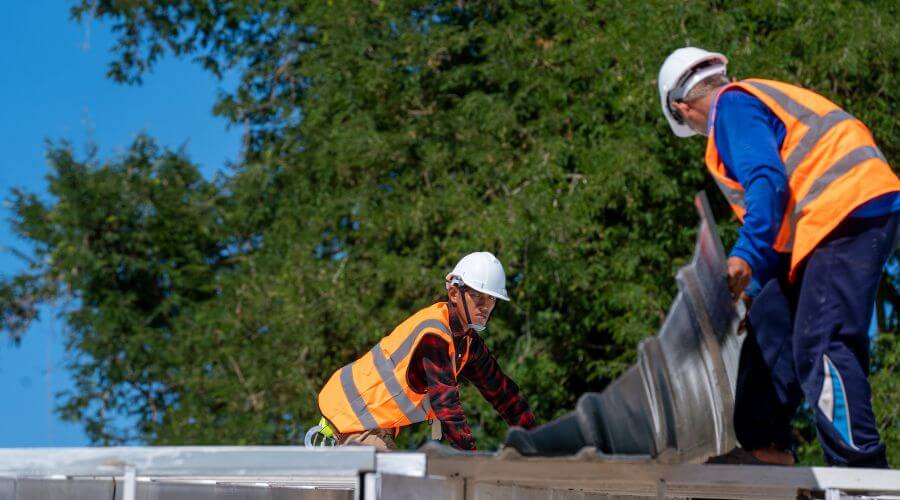 Expert Emergency Roof Repairs services in Paloma, IL